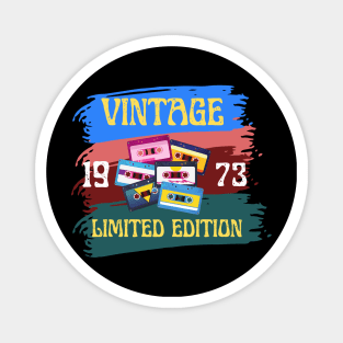 1973 vintage Magnet